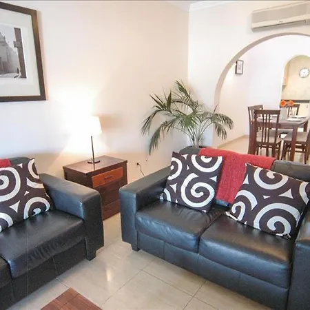 Villa In Playa Blanca Sleeps 4 Includes Swimming Pool Air Con And Wifi 2 *