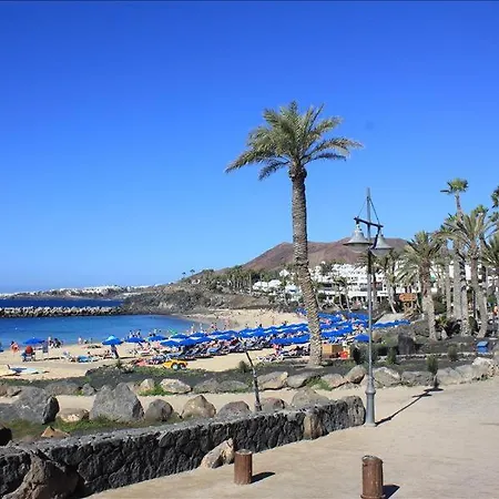 빌라 In Playa Blanca Sleeps 4 Includes Swimming Pool Air Con And Wifi 2